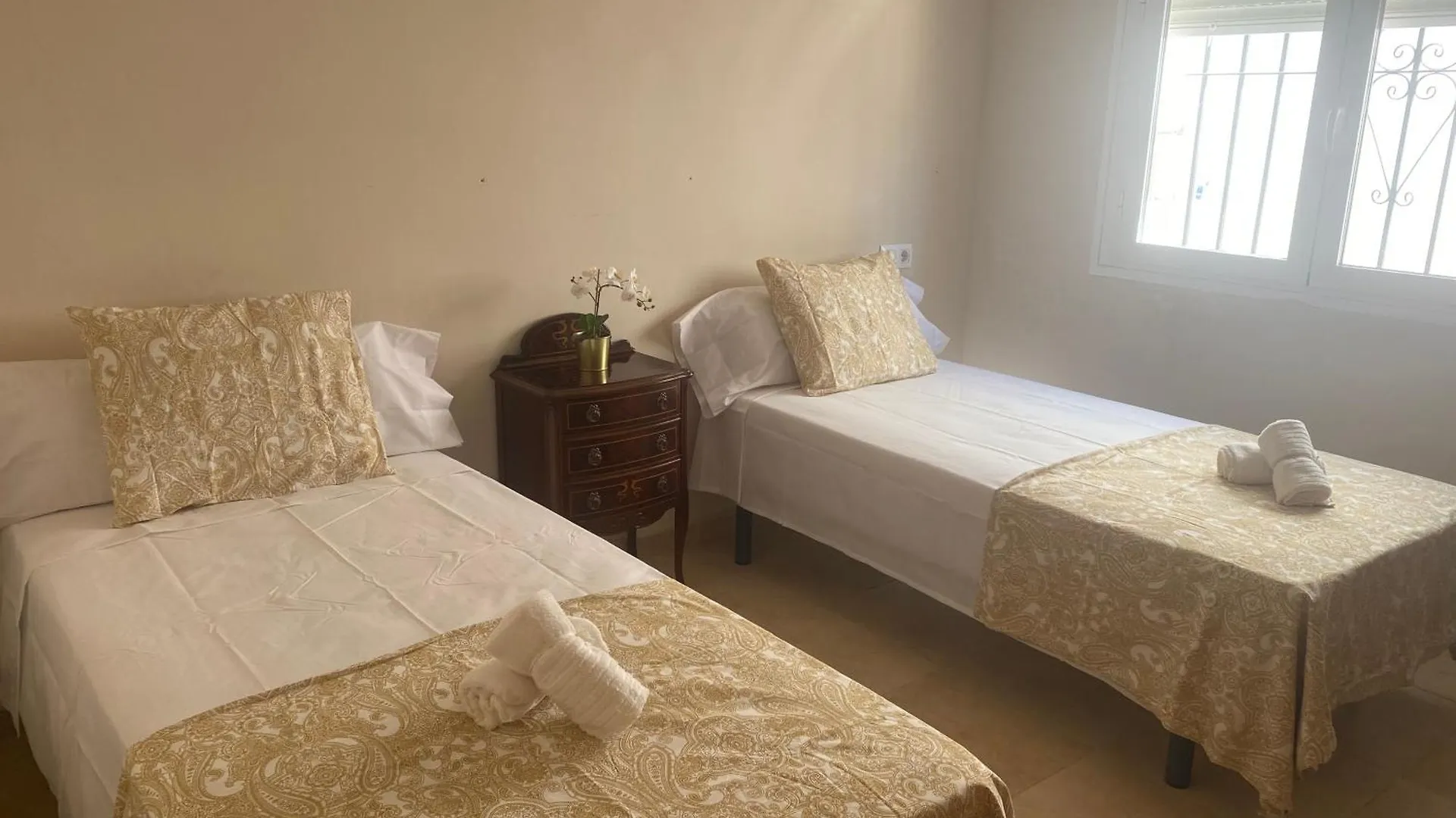 Homestay Hevres El Capricho Apartment Malaga Spain